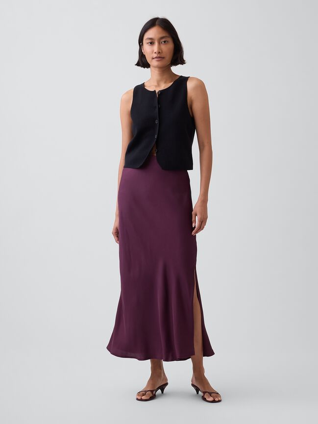 تنورة طويلة gap تنورة طويلة