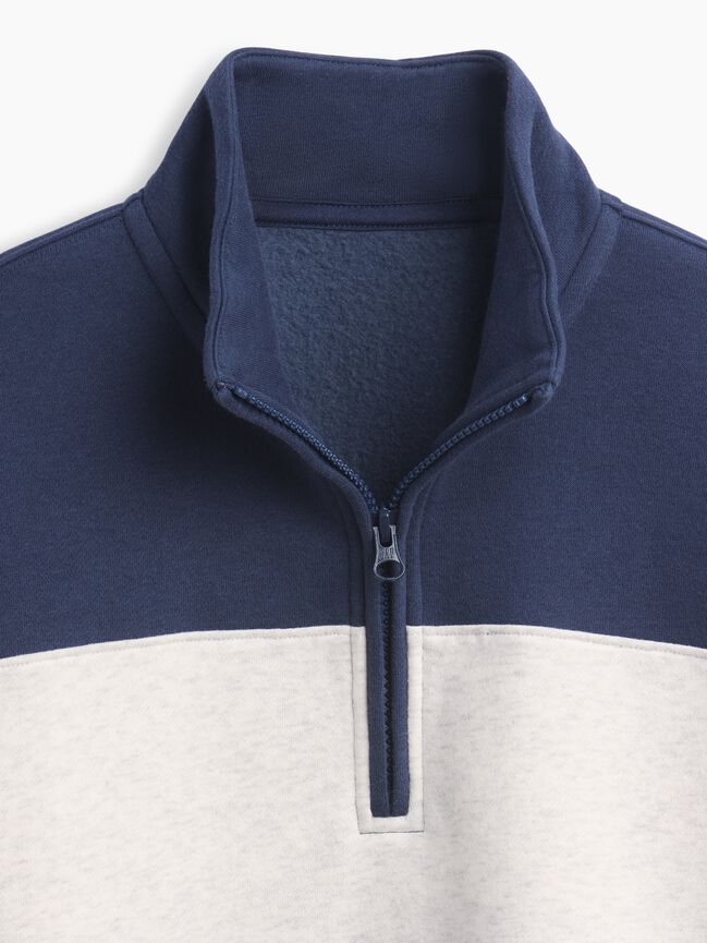 علوية أكمام قصيرة gap علوية أكمام قصيرة
