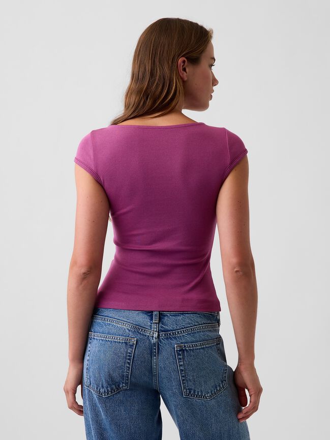 تي شيرت ياقة مدورة gap تي شيرت ياقة مدورة