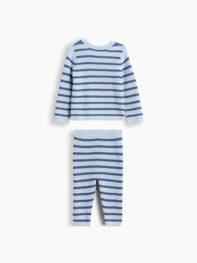 طقم ملابس gap طقم ملابس