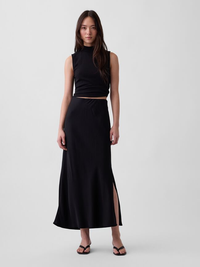 تنورة طويلة gap تنورة طويلة