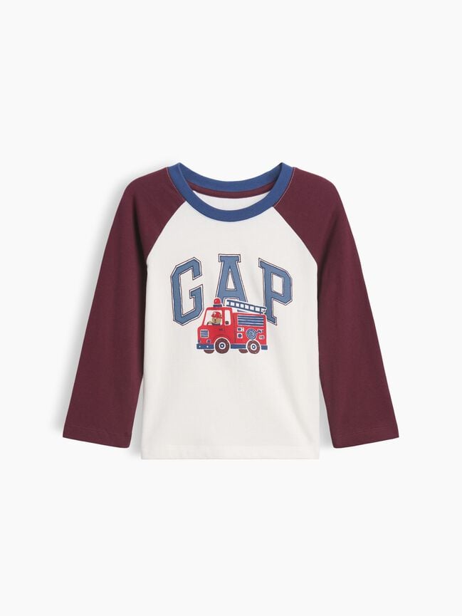 تي شيرت babyGap بألوان متباينة وشعار تي شيرت babygap بألوان متباينة وشعار