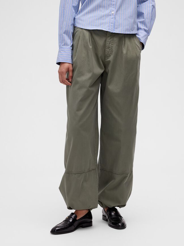 بنطال gap بنطال