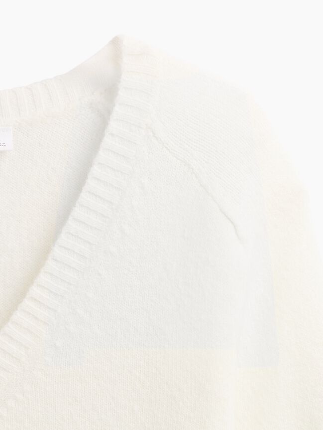 علوية اكمام طويلة gap علوية اكمام طويلة