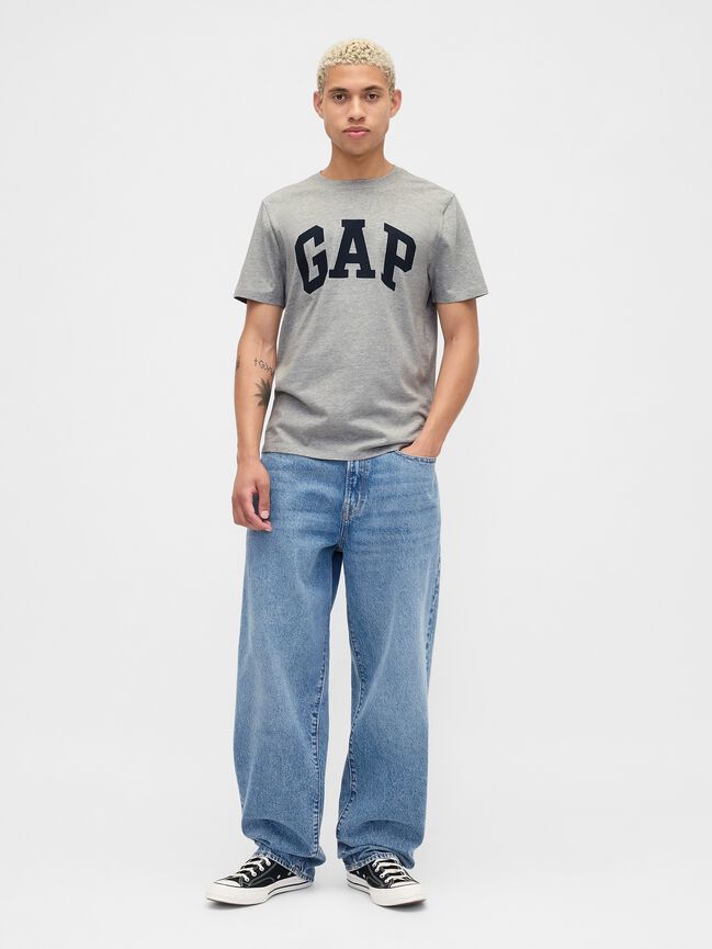 تي شيرت ناعم للاستخدام اليومي بشعار Gap (عبوة من قطعتين) تي شيرت ناعم للاستخدام اليومي بشعار gap عبوة من قطعتين