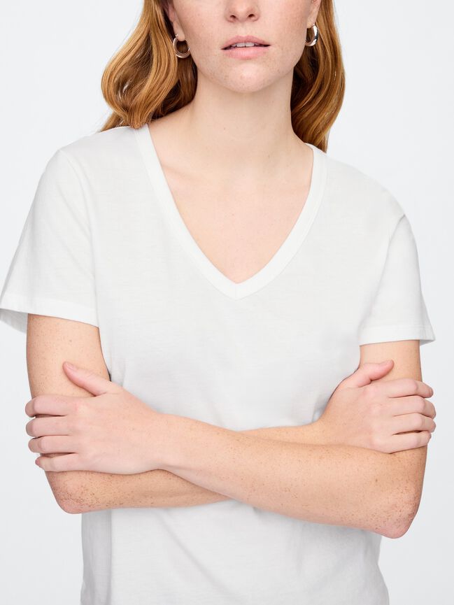 Favorite V-Neck T-Shirt gap favorite v neck t shirt
