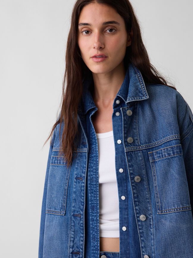 جاكيت قميص دينيم أوفرسايز gap جاكيت قميص دينيم أوفرسايز