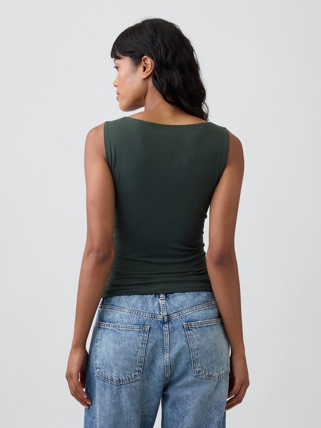 علوية أكمام قصيرة gap علوية أكمام قصيرة