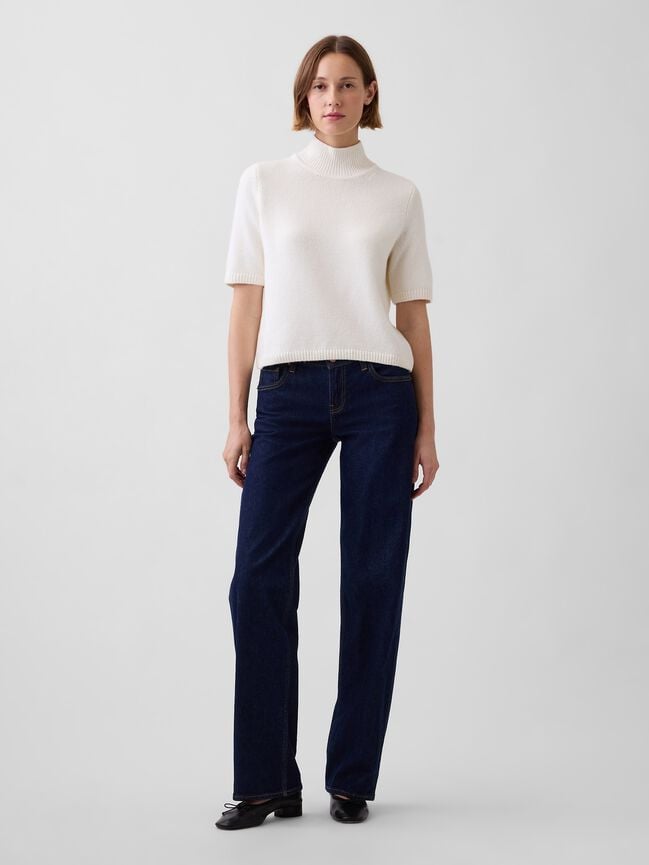 علوية أكمام قصيرة gap علوية أكمام قصيرة