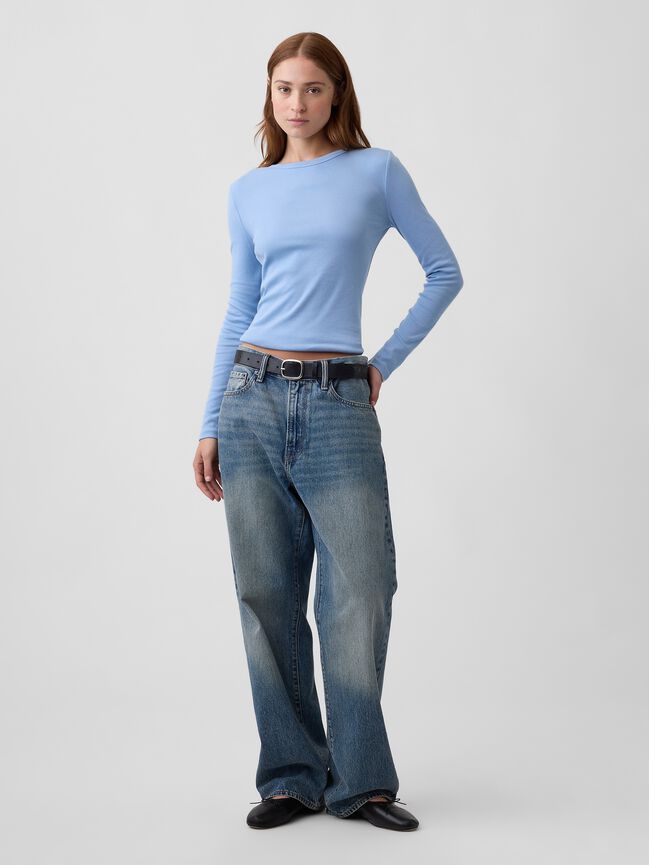 تي شيرت ياقة سبعة gap تي شيرت ياقة سبعة