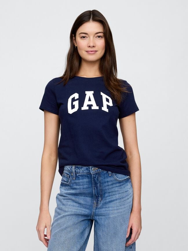 تي شيرت بشعار Gap (عبوة من قطعتين) تي شيرت بشعار gap عبوة من قطعتين