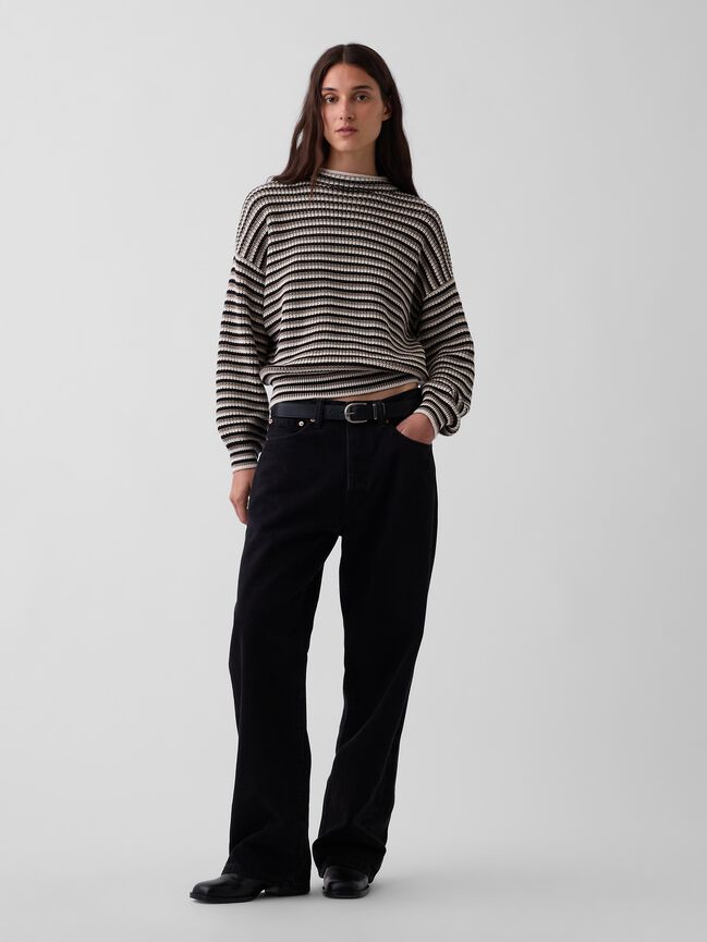بلوفر أوفرسايز برقبة مطوية من قطن 100% gap بلوفر أوفرسايز برقبة مطوية من قطن 100